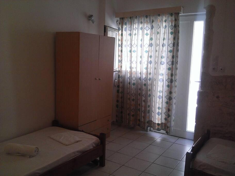 Studio 10 Minutes From The Center Of Heraklion. *